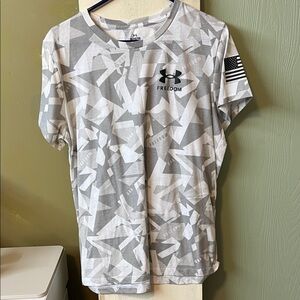 Under Armour Men's Camouflage Graphic Tee